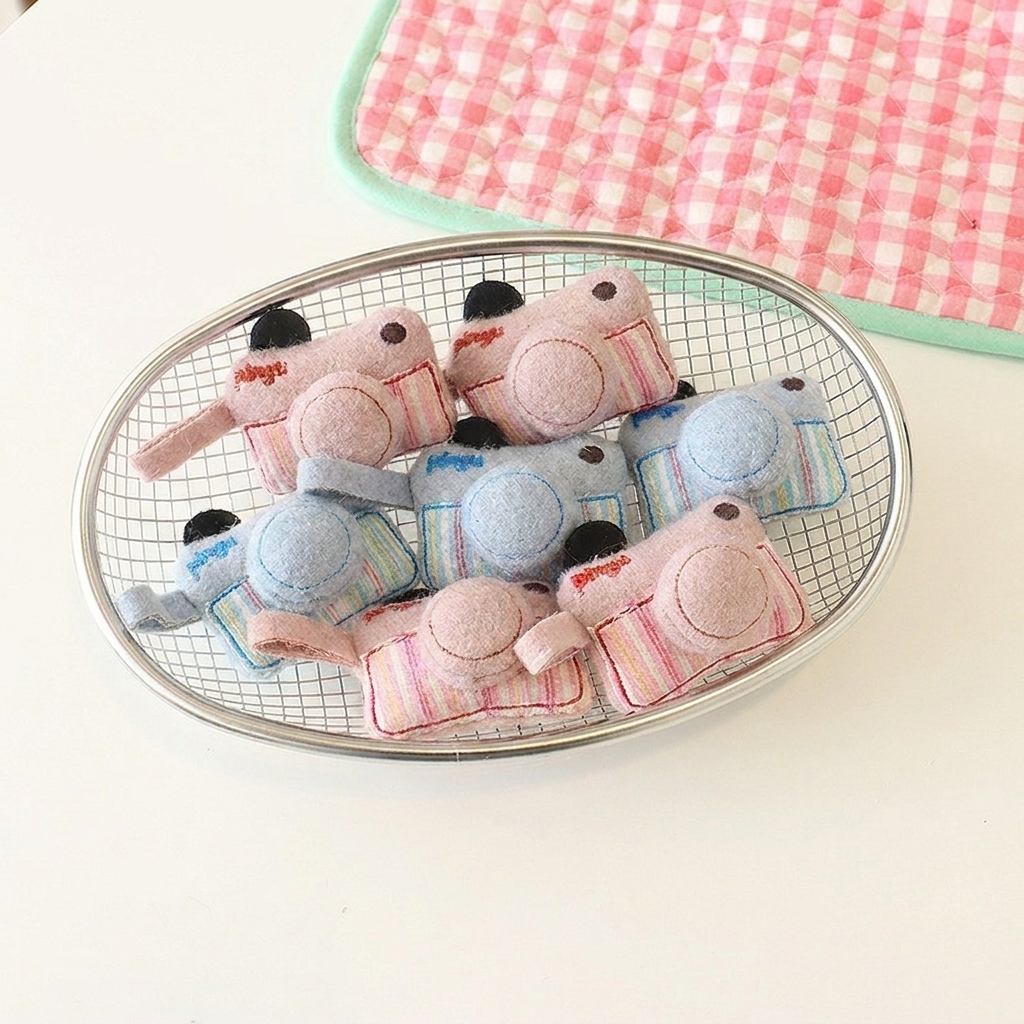 5pc, Pink Blue Fabric Camera Ornament Charm Brooch Pin