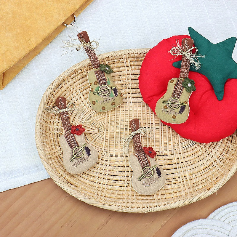 5pc, Embroidery Fabric Guitar Ornament Charm Brooch Pin