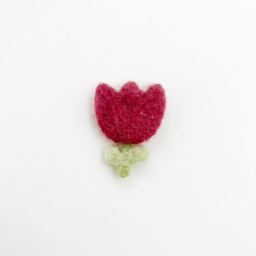 Red Bloom Flower Wool Felt Charm Component