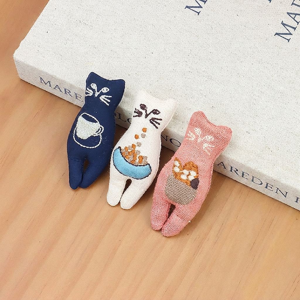 5pc, 3 Colors Stylistic Cat Kitten Fabric Ornament Charm Component