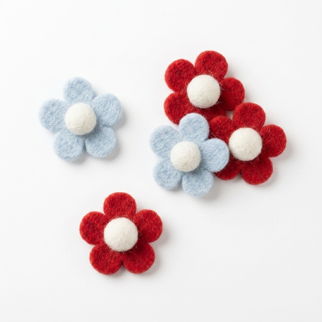Red Blue Classic Daisy Flower Wool Felt Charm Component